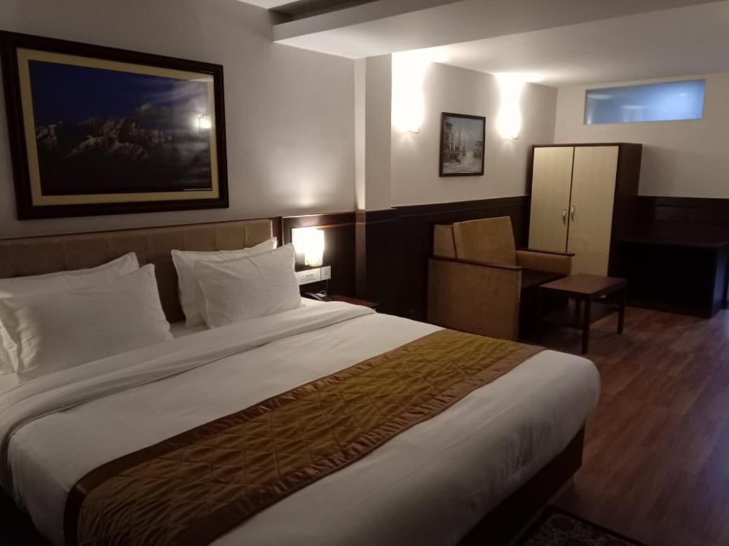 Oakdane Resort Дарджилинг Екстериор снимка