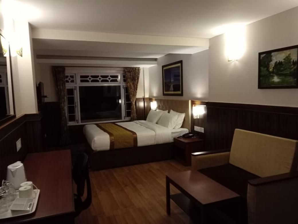 Oakdane Resort Дарджилинг Екстериор снимка