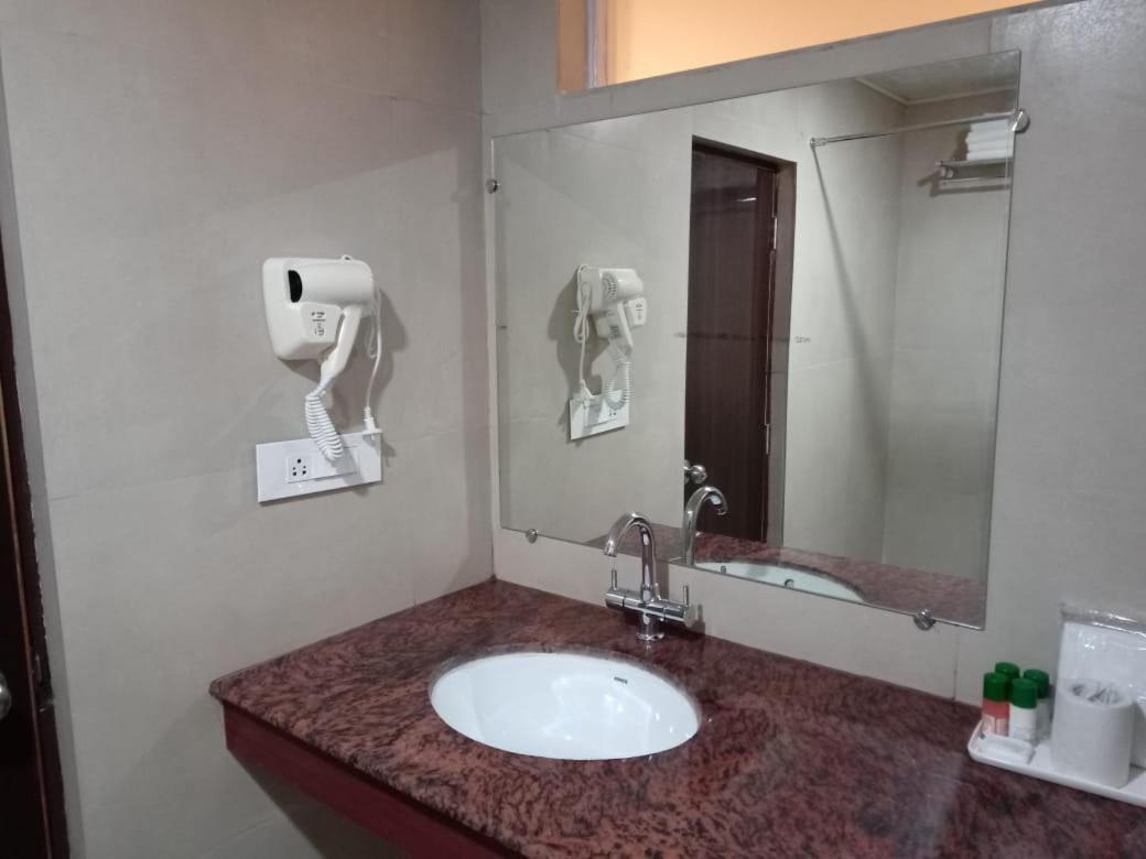 Oakdane Resort Дарджилинг Екстериор снимка