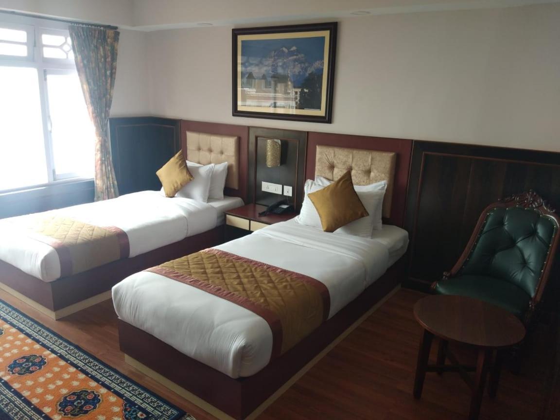 Oakdane Resort Дарджилинг Екстериор снимка